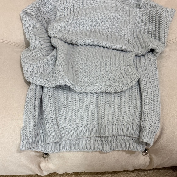 Light Gray Ribbed Mock Neck Sweater - Picture 5 of 5